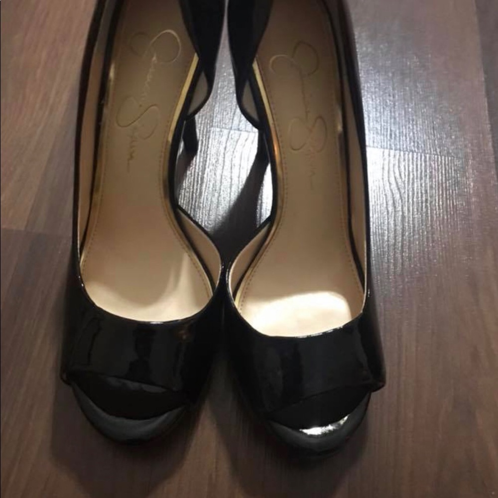 Black open toe